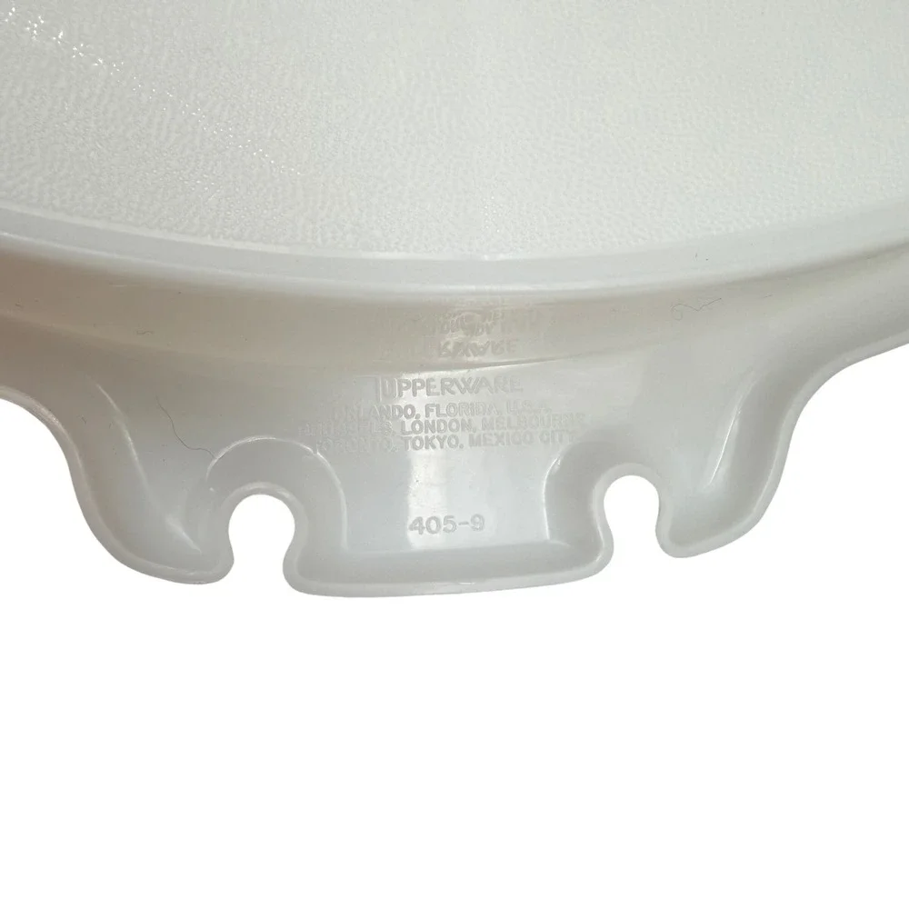 Tupperware Serving Tray Divided Platter 13in Off-White Excellent Vintage 405-9